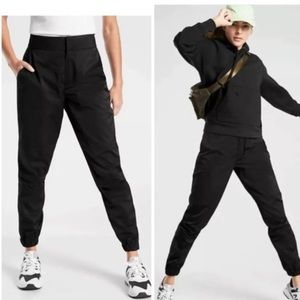 Athleta Radiant Jogger Size 6 Black